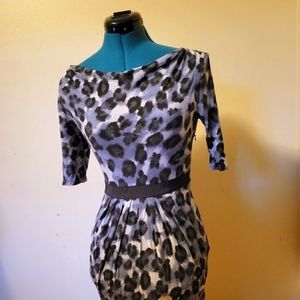 𝅺(b) Banana Republic adorable dress.